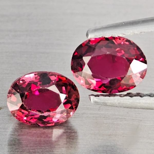 Natural Pink Tourmaline Gemstones 1.68 Ct. 2 Pcs. Oval Shape 6.4 x 5.1 Mm.: Product ID: 807251397 Product Name: Natural Tourmaline Weight: 1.68 CT. Size: 6.4 x 5.1 x 4 MM. Shape: Oval Shape Color: Pink Clarity:VSI Luster: Good Gems Origin: Nigeria Treatment: Unheated Crystal 