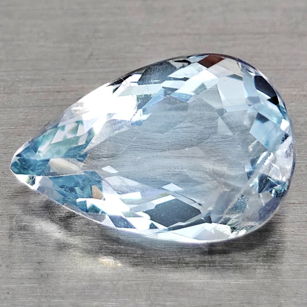 Natural Baby Blue Aquamarine Gemstones 0.99 Ct. Pear Shape 8.9 x 5.9 Mm.: Product ID: 800812130 Product Name: Natural Aquamarine Weight: 0.99 CT. Size: 8.9 x 5.9 x 3.4 MM. Shape: Pear Shape Color: Baby Blue Clarity:VSI Luster: Good Gems Origin: Brazil Treatment: Unheated Cr