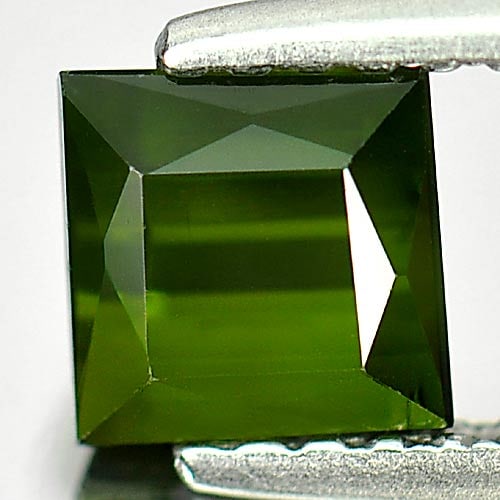 Natural Green Tourmaline Gemstones 0.84 Ct. Square Shape 5 Mm.: Product ID: 807246833 Product Name: Natural Tourmaline Weight: 0.84 CT. Size: 5 x 5 x 4 MM. Shape: Square Color: Green Clarity:VSI Luster: Good Gems Origin: Nigeria Treatment: Unheated Crystal Structu