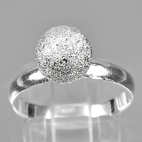 925 Sterling Silver 2.19 Grams White Gold Plated Ball Ring Size 9: Product ID: 280310019 Product Type: 925 Sterling Silver Fine Jewelry Jewelry Weight: 2.19 Grams. Ring Size: 9 Resizable(Fee) Gemstones Color: White Metal: Solid Silver 92.5%. Gemstone Detail: Average 