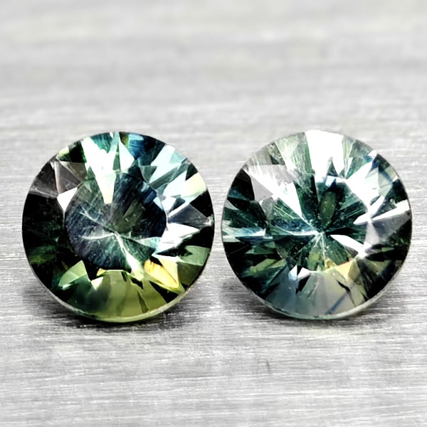 Natural Fancy Color Sapphire Gemstones 0.46 Ct. 2 Pcs. Round Diamand Cut 3.6 Mm.: Product ID: 806162218 Product Name: Natural Green Sapphire Weight: 0.46 CT. Size: 3.6 x 3.6 x 2.4 MM. Shape: Round Diamond Cut Color: Fancy Color Clarity:VSI Luster: Very Good Gems Origin: Tanzania Tr