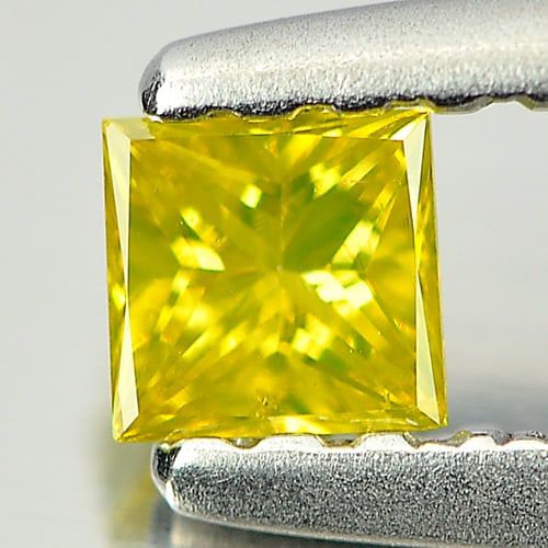 Natural Yellow Loose Diamond 0.13 Ct. Good Cutting Square Princess Cut 2.9 Mm.: Product ID: 802103535 Product Name: Natural Enhanced Diamond Weight: 0.13 CT. Size: 2.9 x 2.8 x 1.8 MM. Shape: Square Princess Cut Color: Yellow Clarity:SI1 Luster: Good Gems Origin: Belgium Treatment