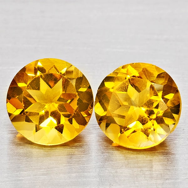 Natural Yellow Citrine Gemstones 2.52 Ct. 2 Pcs. Round Shape 7.1 Mm.: Product ID: 801815383 Product Name: Natural Citrine Weight: 2.52 CT. Size: 7.1 x 7.1 x 4.7 MM. Shape: Round Shape Color: Yellow Clarity: VSI Luster: Very Good Gems Origin: Brazil Treatment: Unheated C