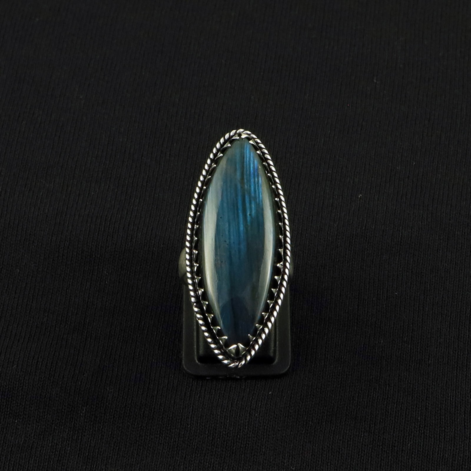 Natural Labradorite Silver Plated Handmade Ring - 8MM: Product ID: 260617172733 Product - Handmade Silver Plated Ring Metal - 92.5 Sterling Silver Plated Ring Size - 8MM Gemstone - Labradorite Gemstone Origin - Canada Gemstone Size - 4X1.5 CM Gemstone Sha