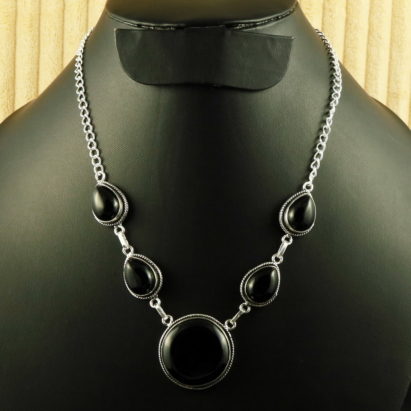 Natural Black Onyx Sterling Silver Plated Handmade Necklace: Product ID: 260616115909 Product - Handmade Silver Plated Necklace Metal - 92.5 Sterling Silver Plated Necklace Length - 18 Inch Gemstone - Black Onyx Gemstone Size - 12X16 MM (4 Stone), 2.5X2.5 CM (1