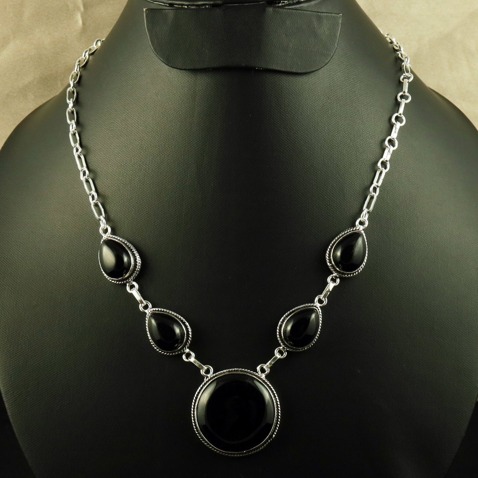 Natural Black Onyx Sterling Silver Plated Handmade Necklace: Product ID: 260618104448 Product - Handmade Silver Plated Necklace Metal - 92.5 Sterling Silver Plated Necklace Length - 18 Inch Gemstone - Black Onyx Gemstone Size - 12X16 MM (4 Stone), 3 CM (1 Stone