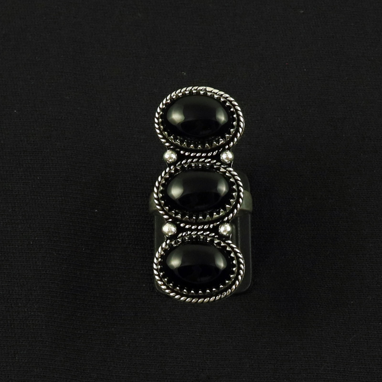 Natural Black Onyx Sterling Silver Plated Handmade Ring - 7.5MM: Product ID: 260616165159 Product - Handmade Silver Plated Ring Metal - 92.5 Sterling Silver Plated Ring Size - 7.5MM Gemstone - Black Onyx Gemstone Origin - India Gemstone Size - 10X14 MM ( 3 Stone ) 