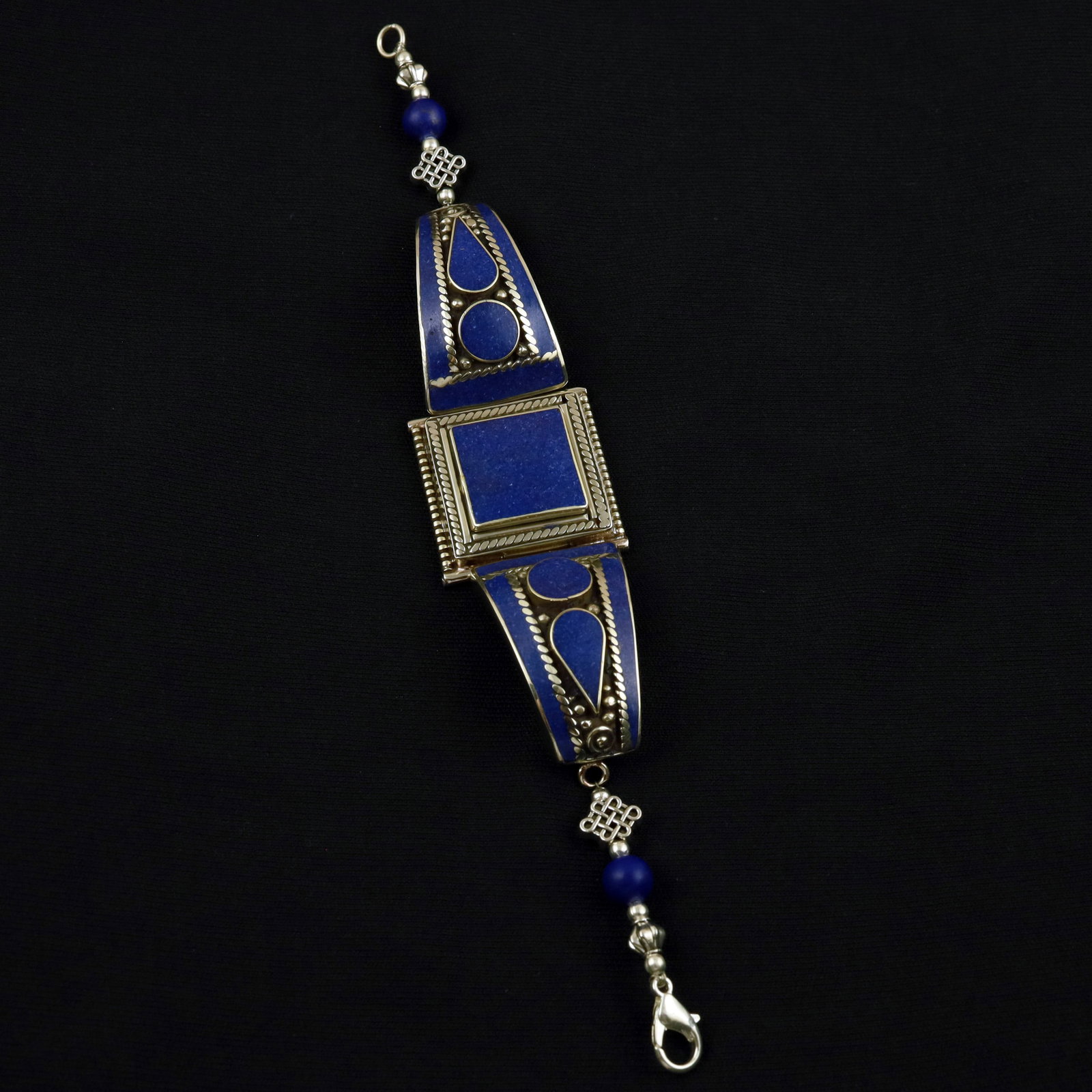 Afghani Natural Lapis Lazuli Handmade Ethnic Bracelet: Product ID: 260512190009 Product - Tibetan Handmade Ethnic Bracelet Gemstone - Natural Lapis Lazuli Size - 7 Inch Weight - 40 Gram Approx Metal - Brass & Copper mix Metal Origin - Nepal Country/Region
