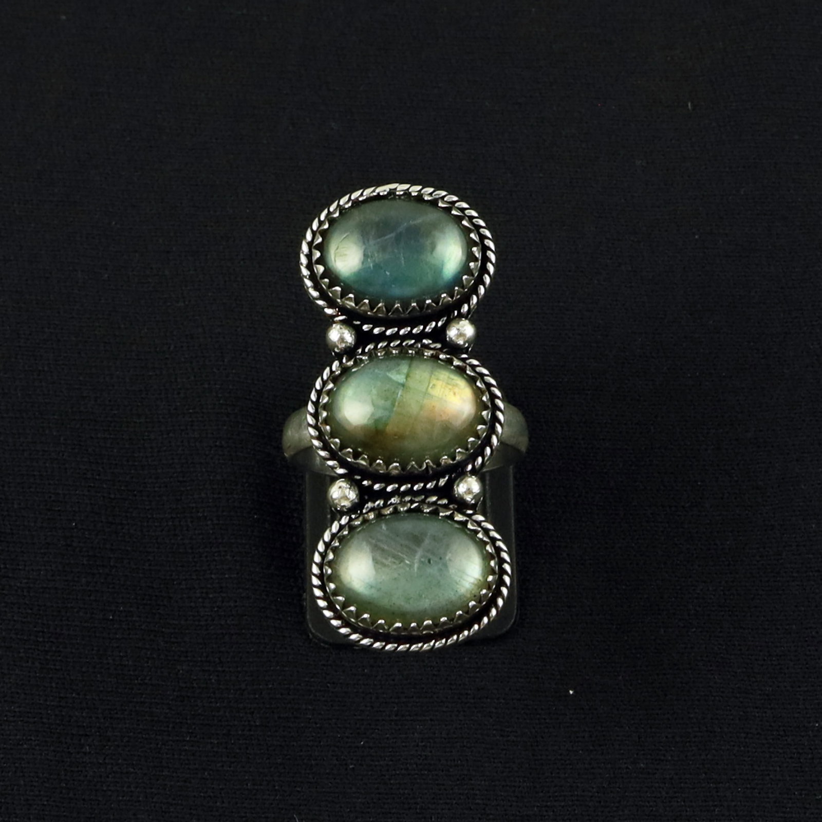 Natural Labradorite Sterling Silver Plated Handmade Ring - 9.5MM: Product ID: 260616162149 Product - Handmade Silver Plated Ring Metal - 92.5 Sterling Silver Plated Ring Size - 9.5MM Gemstone - Labradorite Gemstone Origin - Canada Gemstone Size - 10X14 MM ( 3 Stone 