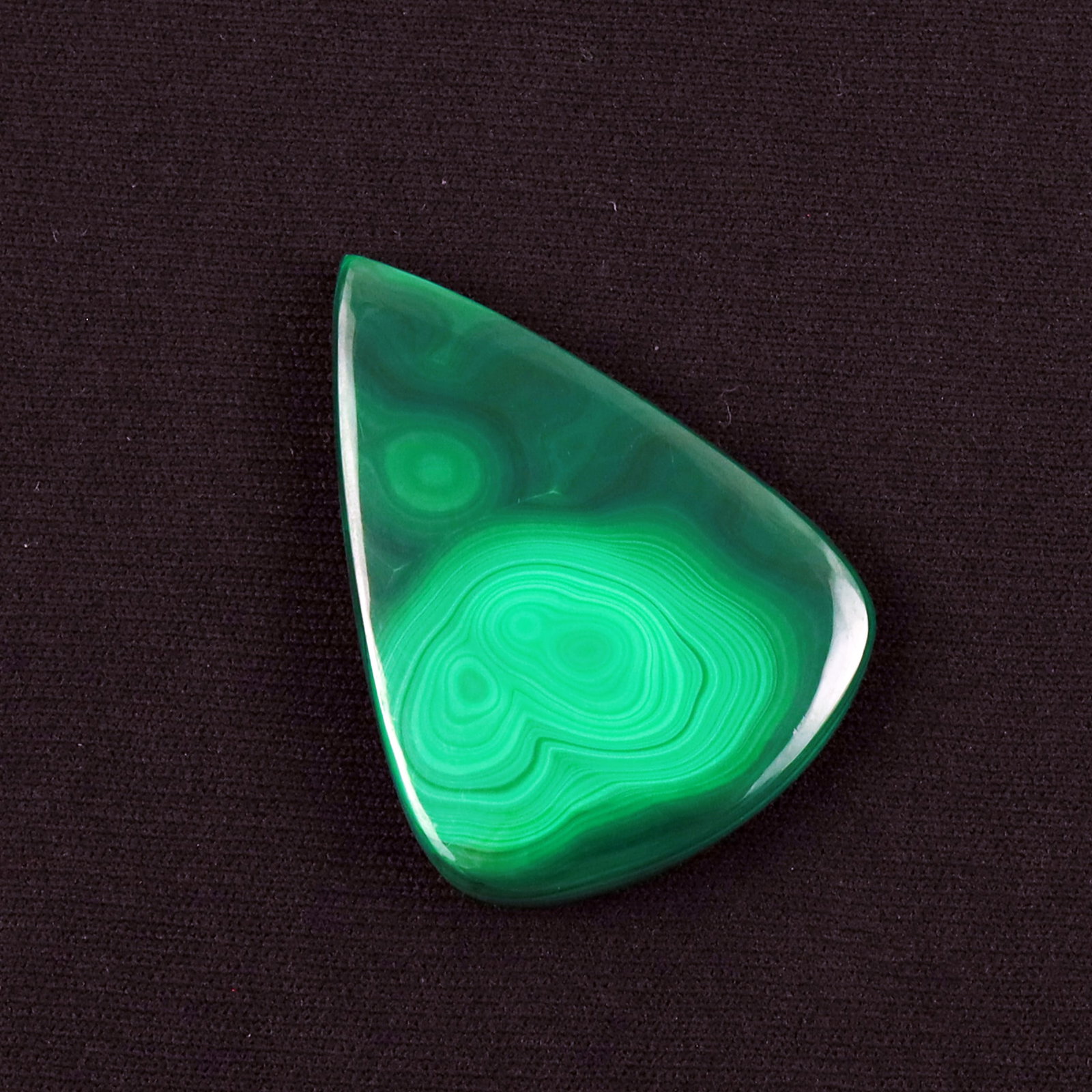 Natural African Malachite Stone 4.5X3 CM - 19 Gram: Product ID: 260615120943 Product - Natural Malachite Stone Gemstone - Malachite Gemstone Size -4.5X3 CM Gemstone Origin - Africa Gemstone Shape - Pear Stone Weight - 19 Gram Country of manufacture - J