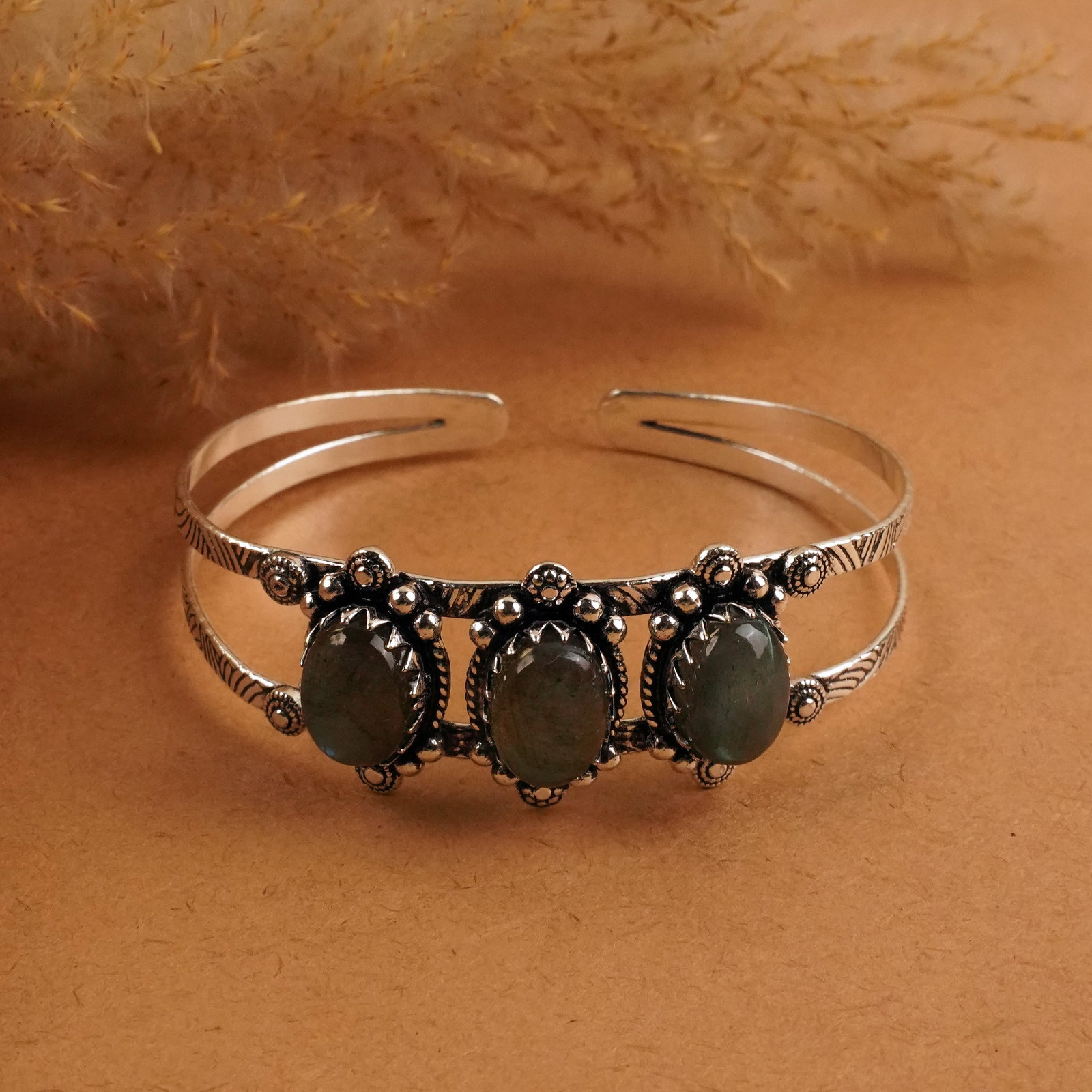 Natural Labradorite Sterling Silver Plated Handmade Cuff Bangle: Product ID: 260411163512 Product - Handmade Silver Plated Cuff Bangle Metal - 92.5 Sterling Silver Plated Bangle Size - 7x5.5 CM (Adjustable) Gemstone - Labradorite Gemstone Origin - Canada Gemstone S