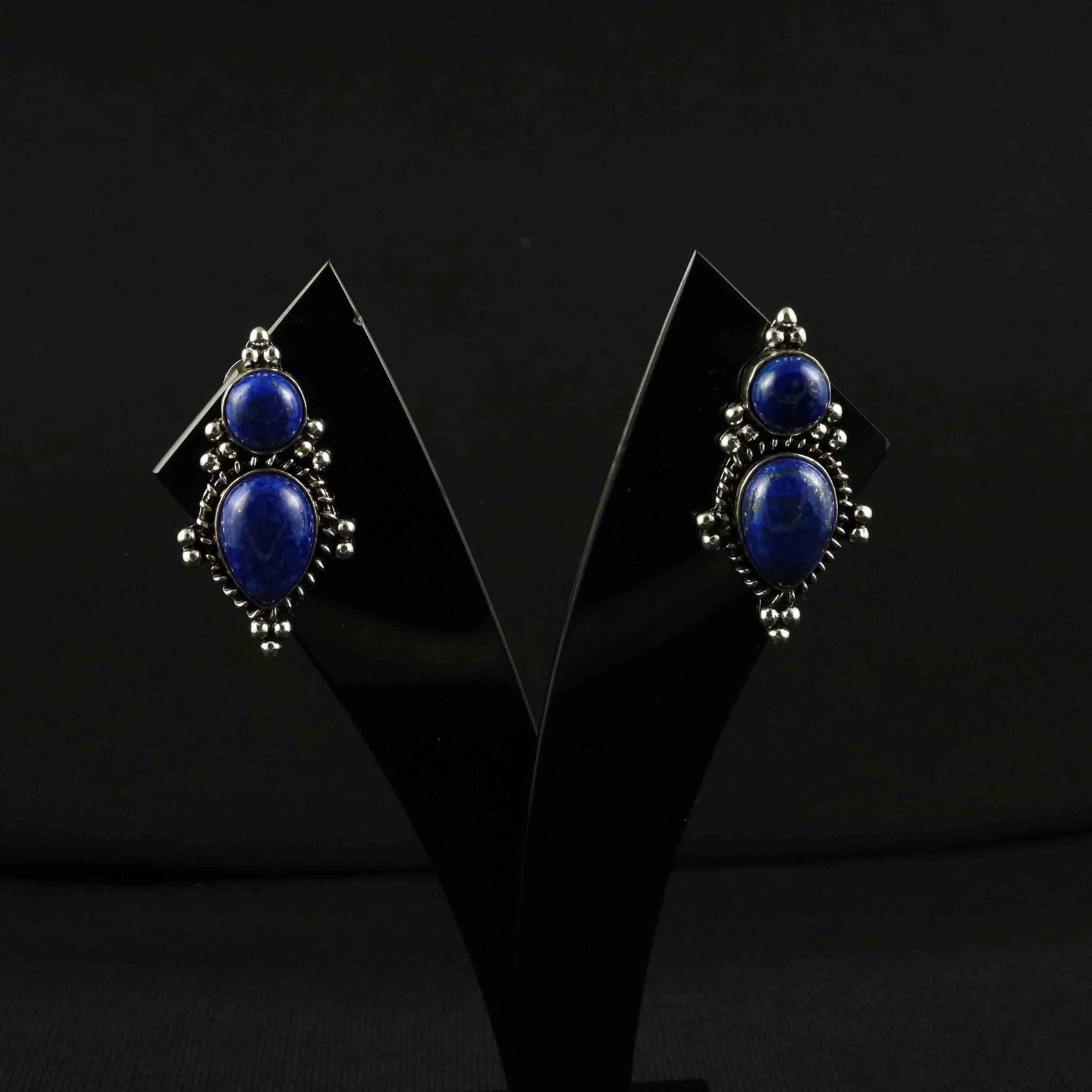 Natural Lapis Lazuli Sterling Silver Plated Handmade Stud Earring: Product ID: 260522121908 Product - Handmade Silver Plated Stud Earring Metal - 92.5 Sterling Silver Plated Earring Type - Stud Gemstone - Lapis Lazuli Gemstone Origin - Afghanistan Gemstone Size - 10X