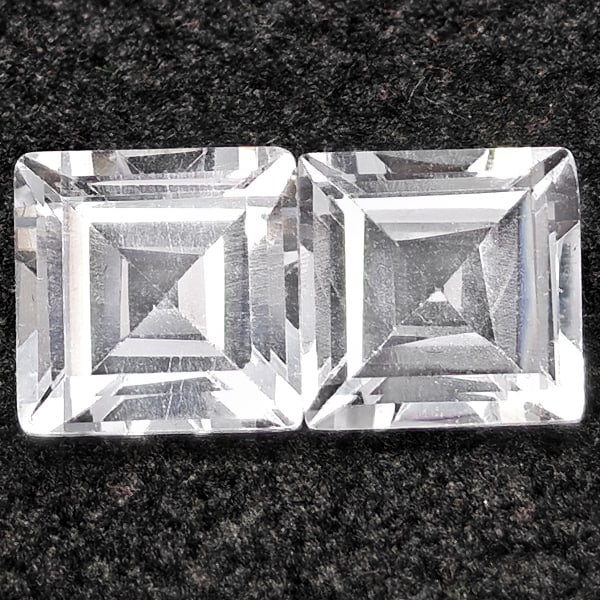 Natural White Topaz Gemstones 2.76 Ct. 2 Pcs. Square Shape 6.1 Mm.: Product ID: 807168521 Product Name: Natural Topaz Weight: 2.76 CT. Size: 6.1 x 6.1 x 4.1 MM. Shape: Square Color: White Clarity:VSI Luster: Good Gems Origin: Brazil Treatment: Unheated Crystal Structu