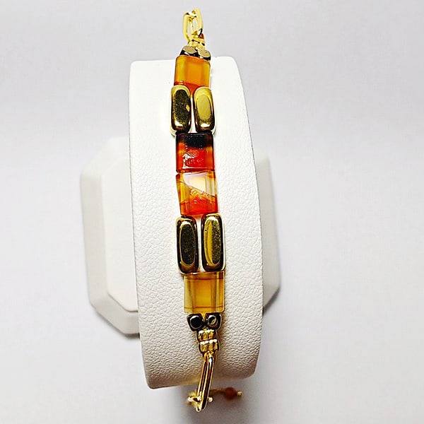 Natural Carnelian Gemstone with 952 Sterling Silver Bracelet Jewelry Max Length 7 Inch.: Product ID: 808500225 Product Type: 925 Sterling Silver Fine Jewelry Jewelry Weight: 19.13 Grams. Gemstones Color: Orange Red Metal: Solid Silver 92.5%. Gemstone Detail: Carnelian At Your Service: At 