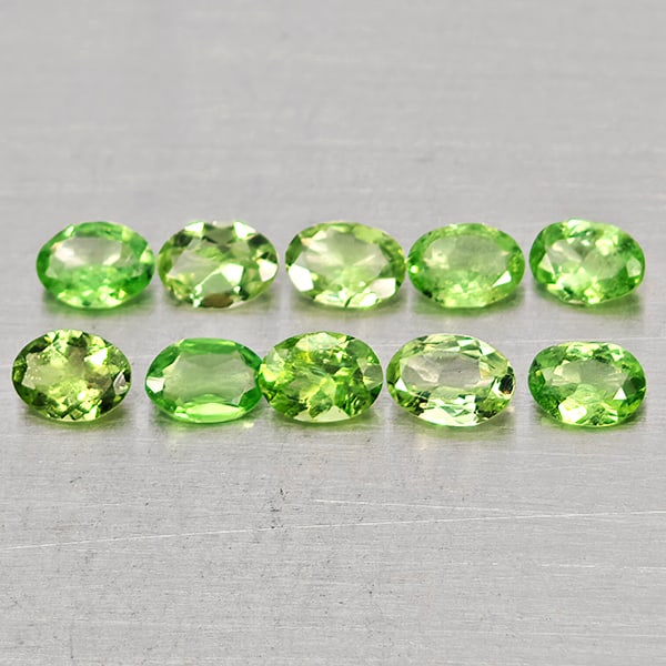 Natural Green Tsavorite Garnet Gemstones 1.41 Ct. 10 Pcs. Oval Shape 4.3 x 3 Mm. (1 of 3)