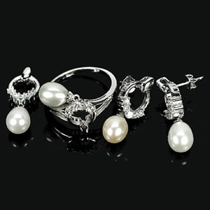 Natural White Pearl with 925 Sterling Silver Jewelry Sets Ring Size 9 Pendant & Earrings 9.43 G.: Product ID: 207100383 Product Type: 925 Sterling Silver Fine Jewelry Jewelry Weight: 9.43 Grams. Ring Size: 9 Resizable(Fee) Gemstones Color: White Metal: Solid Silver 92.5%. Gemstone Detail: Center: 