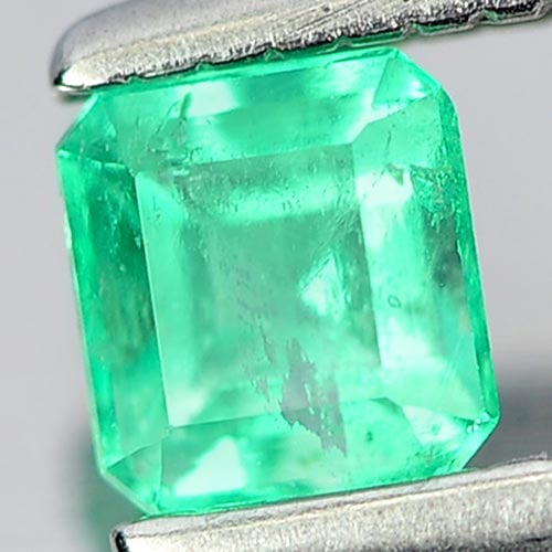 Natural Green Emerald Gemstones 0.25 Ct. Octagon Shape 4.1 x 3.8 Mm.: Product ID: 802403354 Product Name: Natural Emerald Weight: 0.25 CT. Size: 4.1 x 3.8 x 3.2 MM. Shape: Octagon Color: Green Clarity:SI Luster: Good Gems Origin: Columbia Treatment: Unheated Crystal Str