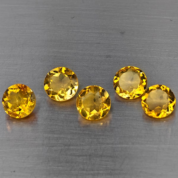 Natural Yellow Citrine Gemstones 5.60 Ct. 5 Pcs Round Shape 7.2 Mm.: Product ID: 801815452 Product Name: Natural Citrine Weight: 5.60 CT. Size: 7.2 x 7.2 x 4.4 MM. Shape: Round Color: Yellow Clarity:SI1 Luster: Good Gems Origin: Brazil Treatment: Unheated Crystal Struc