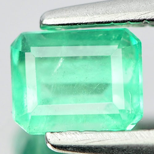Natural Green Emerald Gemstones 0.39 Ct. Octagon Shape 4.6 x 3.7 Mm.: Product ID: 802403095 Product Name: Natural Emerald Weight: 0.39 CT. Size: 4.6 x 3.7 x 3 MM. Shape: Octagon Color: Green Clarity:SI Luster: Good Gems Origin: Columbia Treatment: Unheated Crystal Struc