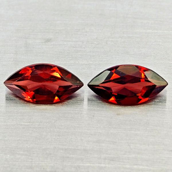 Natural Orangish Red Garnet Gemstones 2.27 Ct. 2 Pcs Marquise Shape 5.1 x 10 Mm.: Product ID: 802936947 Product Name: Natural Garnet Weight: 2.27 CT. Size: 5.1 x 10 x 3.4 MM. Shape: Marquise Shape Color: Orangish Red Clarity:VVS - VSI Luster: Good Gems Origin: Tanzania Treatment: U