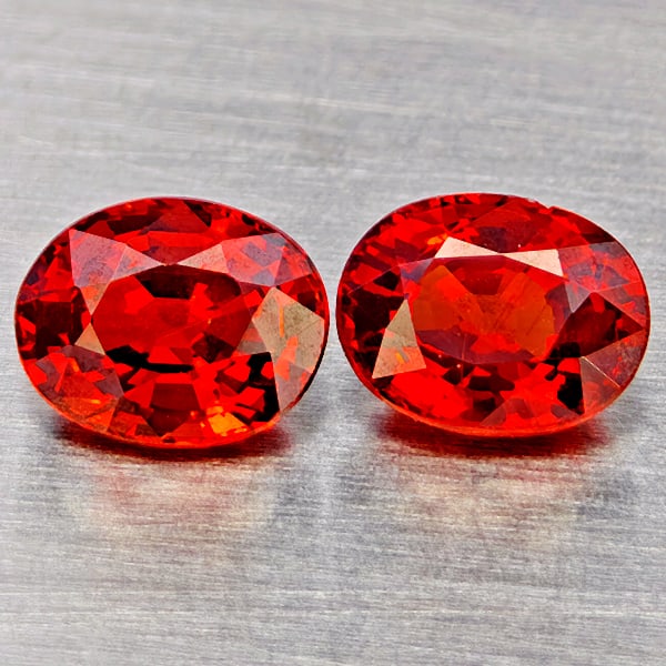 Natural Orange Red Spessartine Garnet Gemstones 1.61 Ct. 2 Pcs. Oval Shape 6 x 4.6 Mm.: Product ID: 802937118 Product Name: Natural Garnet Weight: 1.61 CT. Size: 6 x 4.6 x 2.8 MM. Shape: Oval Color: Orange Red Clarity:VVS Luster: Good Gems Origin: Namibia Treatment: Unheated Crystal Stru