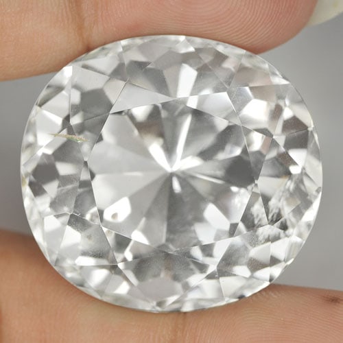 Natural White Quartz Gemstones 104.35 Ct. Oval Shape 30 x 28 Mm.: Product ID: 805515776 Product Name: Natural Quartz Weight: 104.35 CT. Size: 30 x 28 x 22 MM. Shape: Oval Color: White Clarity:VS Luster: Good Gems Origin: Brazil Treatment: Unheated Crystal Structure: