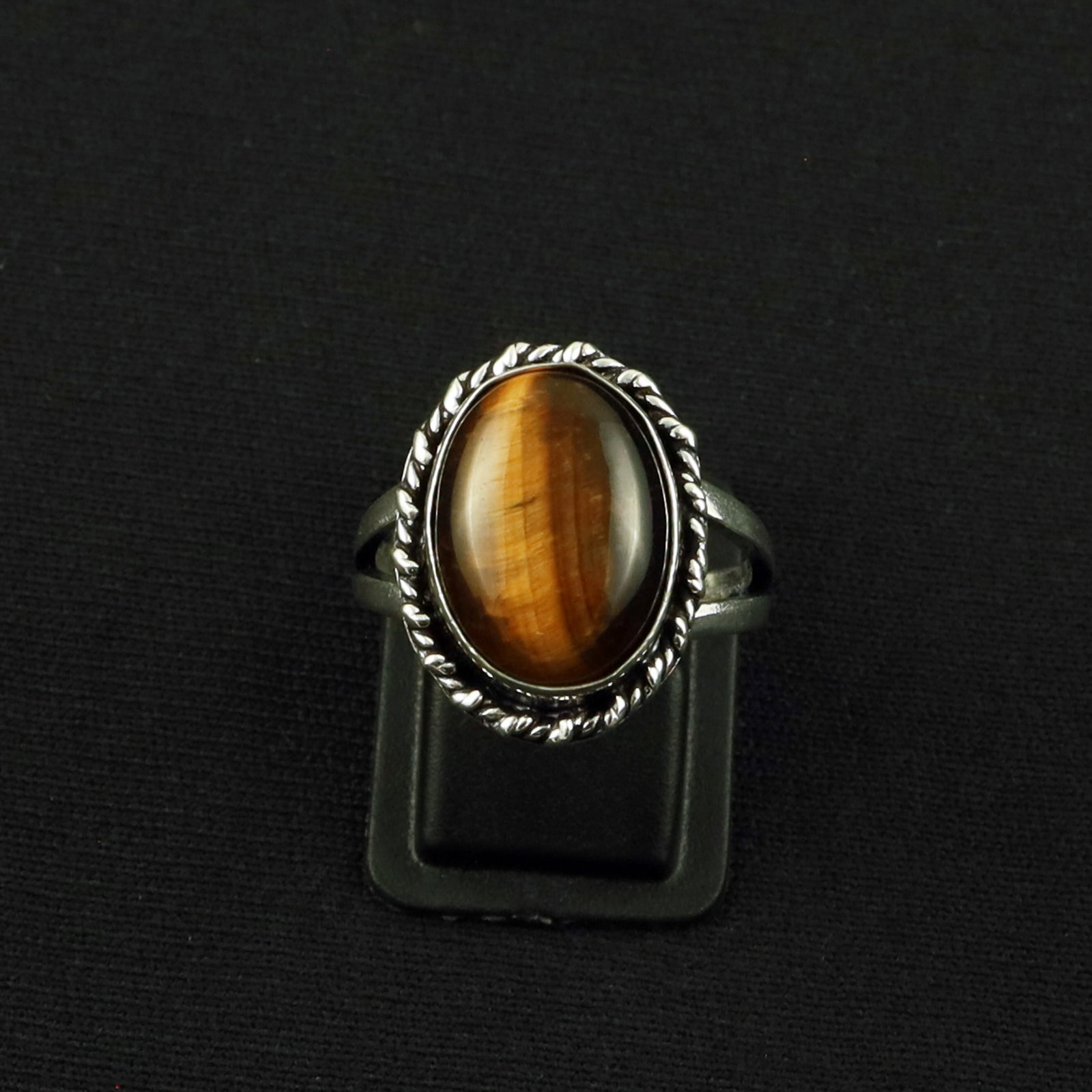Natural Tiger Eye Sterling Silver Plated Handmade Ring - 9.5MM: Product ID: 260613123815 Product - Handmade Silver Plated Ring Metal - 92.5 Sterling Silver Plated Ring Size - 9.5MM Gemstone - Tiger Eye Gemstone Origin - South Africa Gemstone Size - 12X16 MM Gemsto