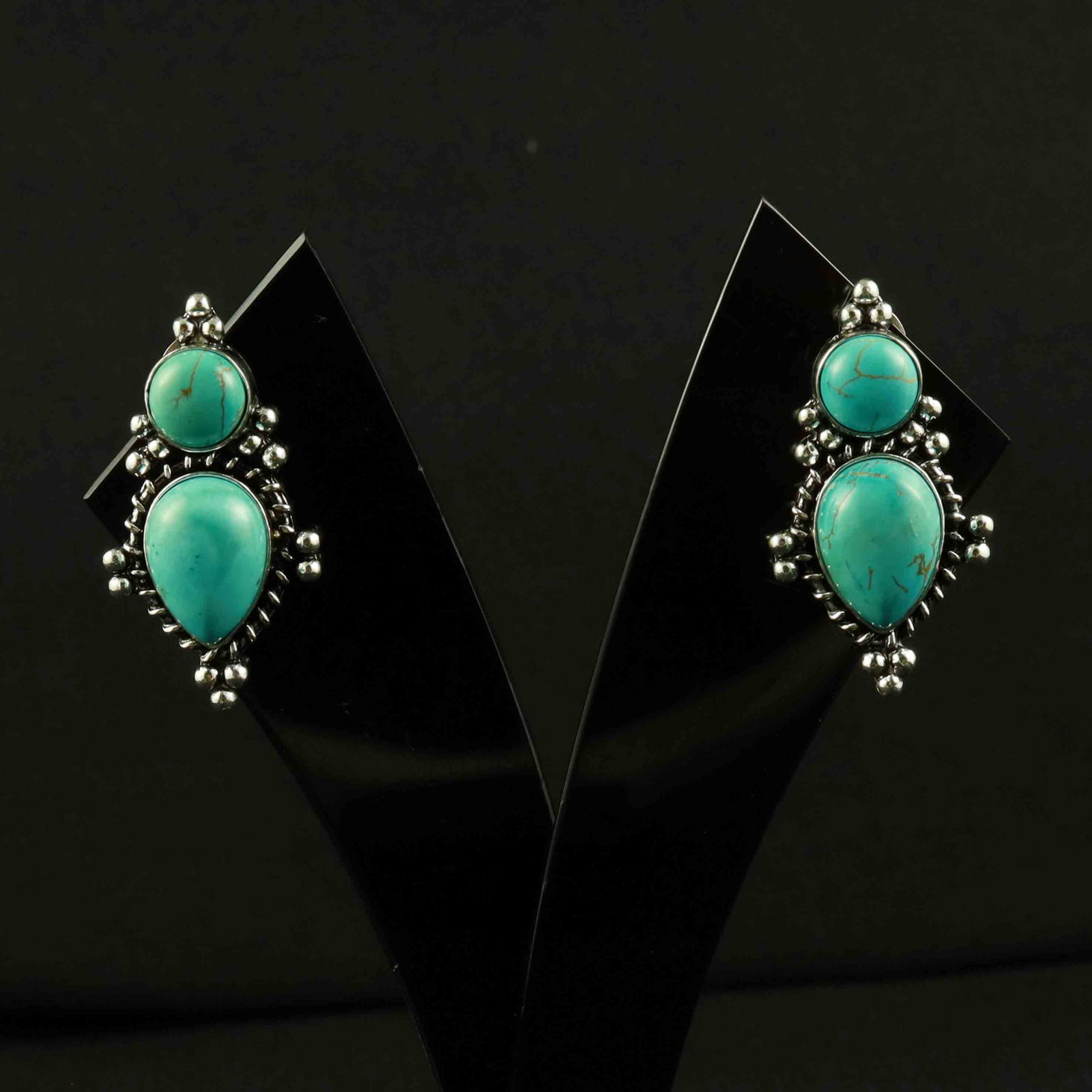 Natural Turquoise Sterling Silver Plated Handmade Stud Earring: Product ID: 260522120552 Product - Handmade Silver Plated Stud Earring Metal - 92.5 Sterling Silver Plated Earring Type - Stud Gemstone - Turquoise Gemstone Origin - Tibet Gemstone Size - 10X14 MM ( 2