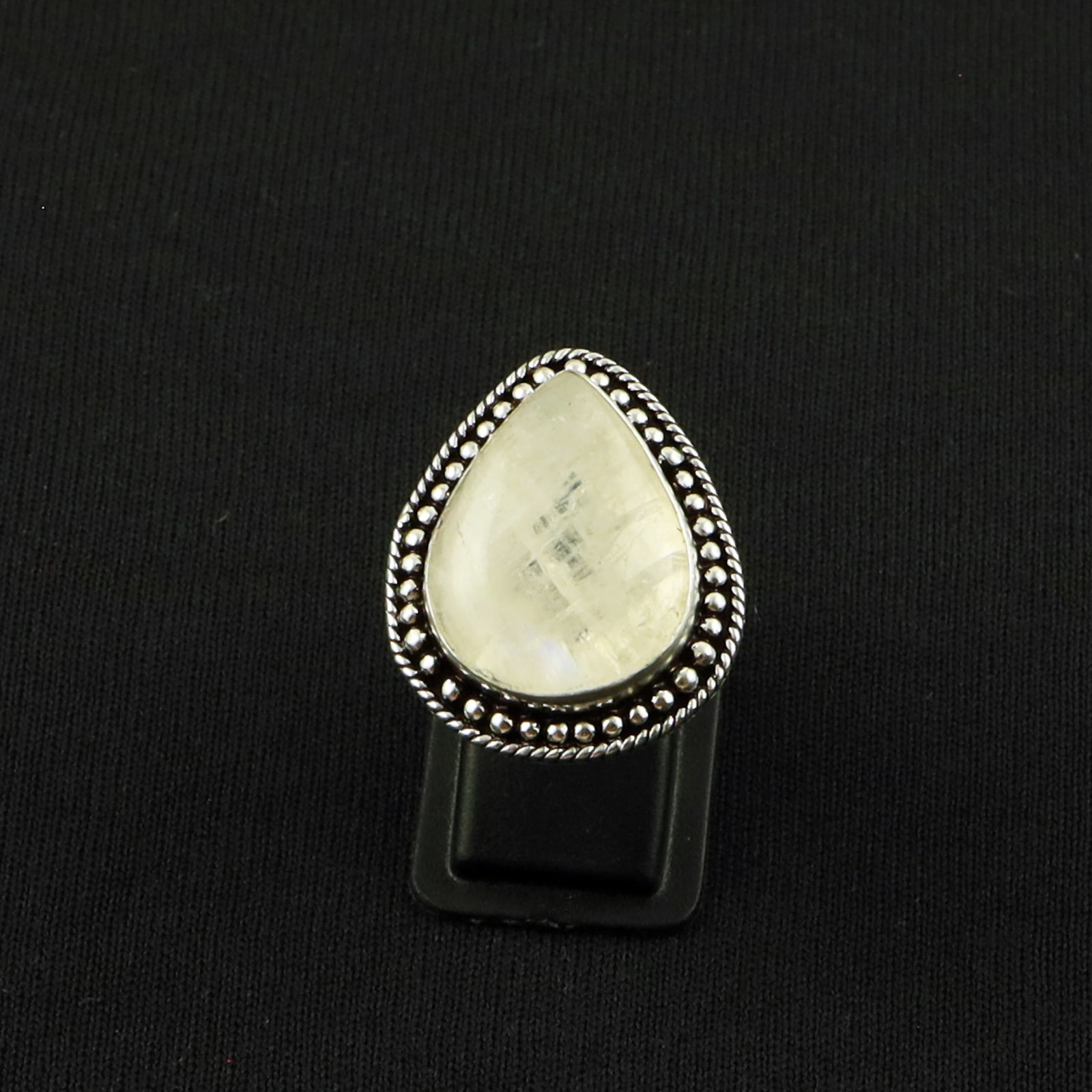 Natural Rainbow Moonstone Sterling Silver Plated Handmade Ring - 7MM: Product ID: 260630132938 Product - Handmade Silver Plated Ring Metal - 92.5 Sterling Silver Plated Ring Size - 7MM Gemstone - Rainbow Moonstone Gemstone Origin - India Gemstone Size - 2.5X2 CM Gemston