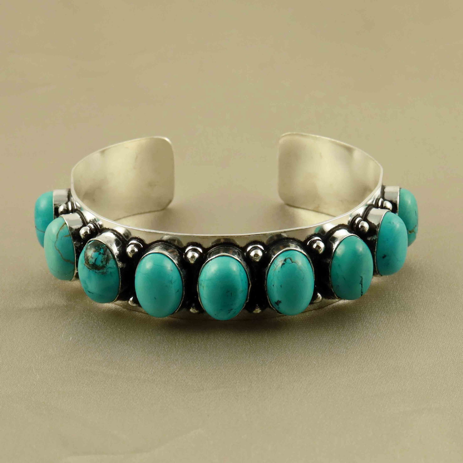 Natural Turquoise Sterling Silver Plated Handmade Cuff Bangle: Product ID: 260607145317 Product - Handmade Silver Plated Cuff Bangle Metal - 92.5 Sterling Silver Plated Bangle Size - 6.5x5.5 CM (Adjustable) Gemstone - Turquoise Gemstone Origin - Tibet Gemstone Si