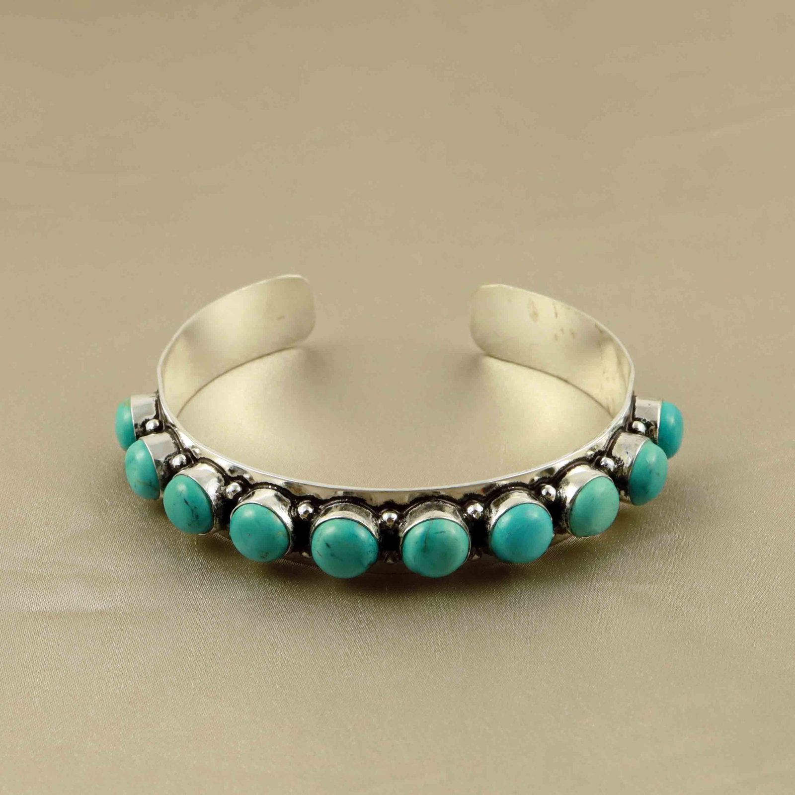 Natural Turquoise Sterling Silver Plated Handmade Cuff Bangle: Product ID: 260607183016 Product - Handmade Silver Plated Cuff Bangle Metal - 92.5 Sterling Silver Plated Bangle Size - 6.5x5.5 CM (Adjustable) Gemstone - Turquoise Gemstone Origin - Tibet Gemstone Si