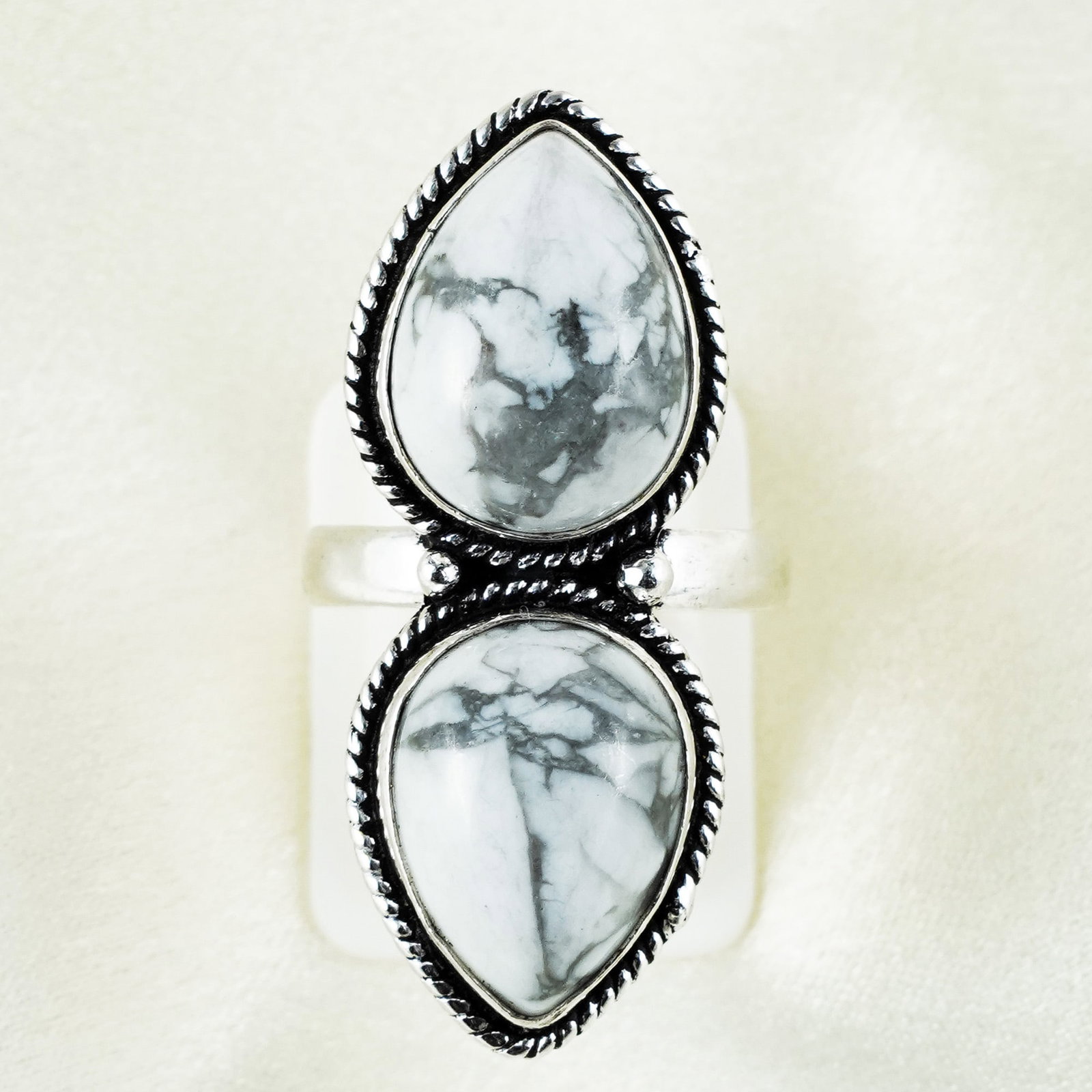 Natural Howlite Sterling Silver Plated Handmade Ring - 8MM: Product ID: 260401162437 Product - Handmade Silver Plated Ring Metal - 92.5 Sterling Silver Plated Ring Size - 8MM Gemstone - Howlite Gemstone Origin - Canada Gemstone Size - 12X16 MM ( 2 Stone ) Gems
