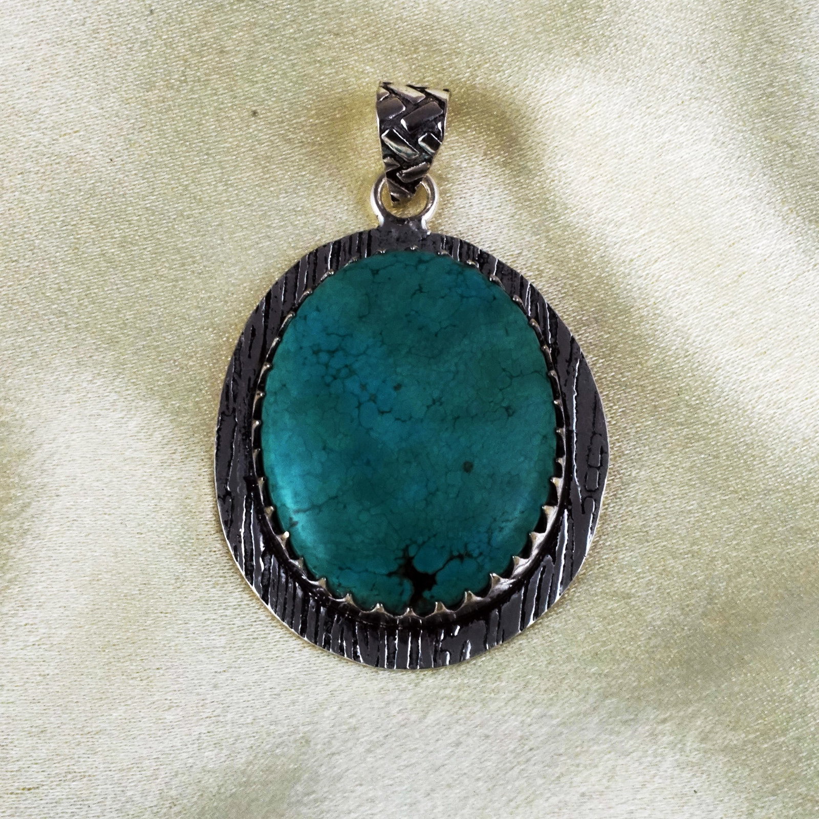 Natural Turquoise Sterling Silver Plated Handmade Pendant: Product ID: 260401135248 Product - Handmade Silver Plated Pendant Metal - 92.5 Sterling Silver Plated Pendant Size - 3.5x3 CM Gemstone - Turquoise Gemstone Origin - Tibet Gemstone Shape - Oval Pendant