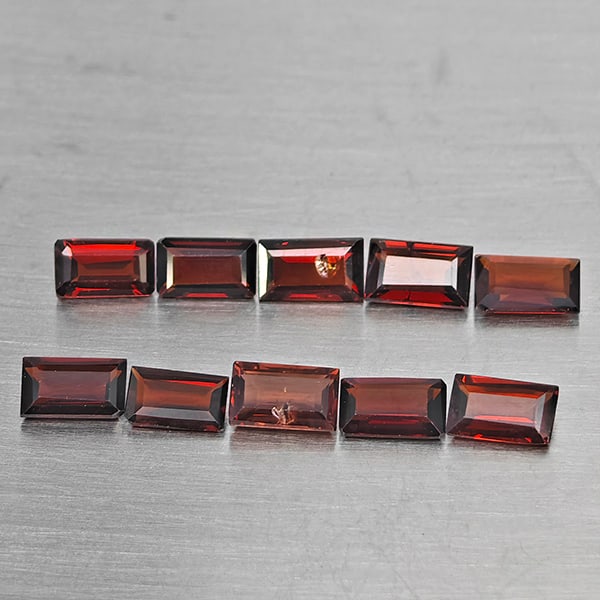 Natural Orangish Red Garnet Gemstones 3.00 Ct. 10 Pcs. Baguette Shape 5 x 3 Mm.: Product ID: 802937893 Product Name: Natural Red Garnet Weight: 3.00 CT. Size: 5 x 3 x 1.8 MM. Shape: Baguette Shape Color: Orangish Red Clarity:SI1 Luster: Good Gems Origin: Tanzania Treatment: Unheat