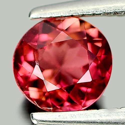 Natural Bi Color Tourmaline Gemstones 0.69 Ct. Round Shape 5.8 Mm. (1 of 3)