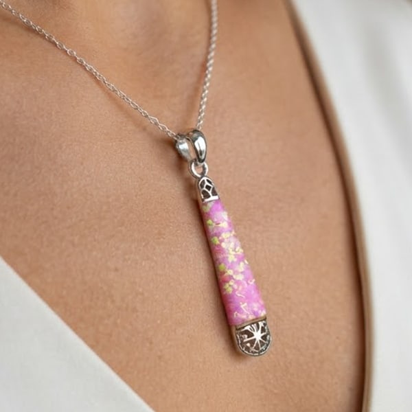 925 Sterling Silver Pendant Jewelry with Multi Color Pink Created Opal 2.65 Grams: Product ID: 200108256 Product Type: 925 Sterling Silver Fine Jewelry Jewelry Weight: 2.65 Grams. Gemstones Color: Multi-Color Metal: Solid Silver 92.5%. Gemstone Detail: At Your Service: At Treasure o