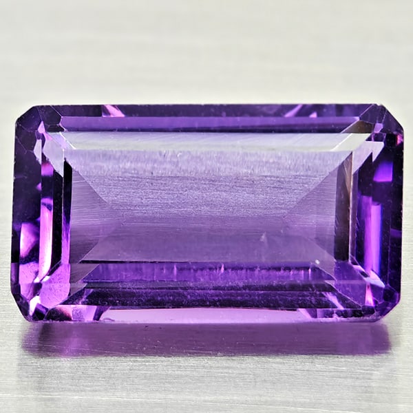 Natural Purple Amethyst Gemstones 12.43 Ct. Octagon Shape 18.2 x 10.3 Mm. (1 of 3)