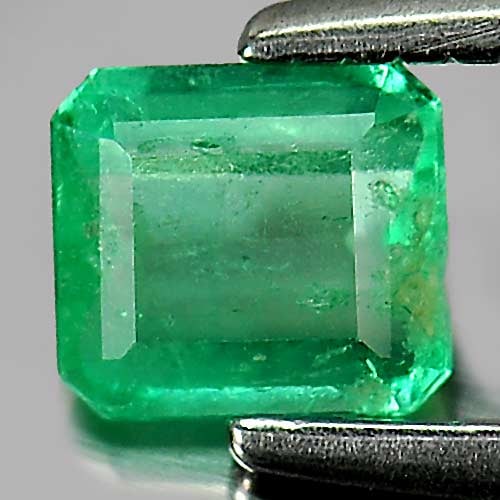 Natural Green Emerald Gemstones 0.34 Ct. Octagon Shape 4.7 x 4.3 Mm.: Product ID: 802403003 Product Name: Natural Emerald Weight: 0.34 CT. Size: 4.7 x 4.3 x 2.6 MM. Shape: Octagon Color: Green Clarity:SI Luster: Good Gems Origin: Columbia Treatment: Unheated Crystal Str