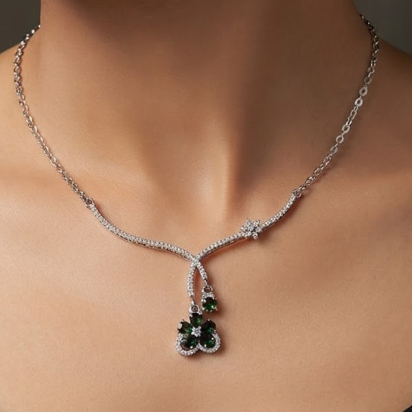 Natural Chrome Diopside Gemstones with 925 Sterling Silver Necklace Jewelry Length 19 Inch.: Product ID: 207102257 Product Type: 925 Sterling Silver Fine Jewelry Jewelry Weight: 7.76 Grams. Gemstones Color: Green Metal: Solid Silver 92.5%. Gemstone Detail: Round Green Chrome Diopside Size 4 x