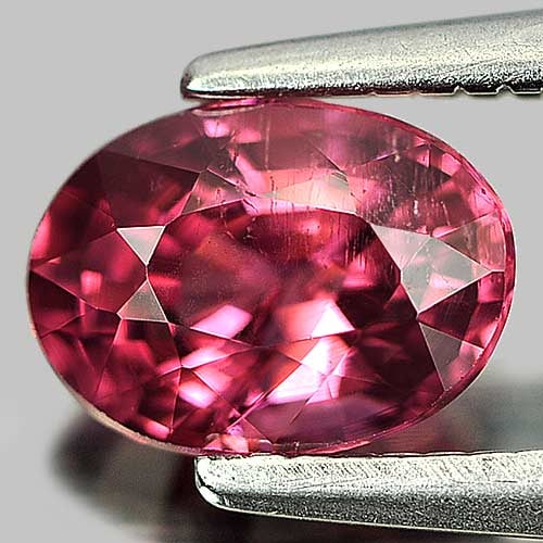Natural Purplish Pink Rhodolite Garnet Gemstones 1.02 Ct. Oval Shape 6.7 x 4.9 Mm.: Product ID: 802933982 Product Name: Natural Rhodolite Weight: 1.02 CT. Size: 6.7 x 4.9 x 4 MM. Shape: Oval Color: Pink Clarity:VSI Luster: Good Gems Origin: Tanzania Treatment: Unheated Crystal Struct