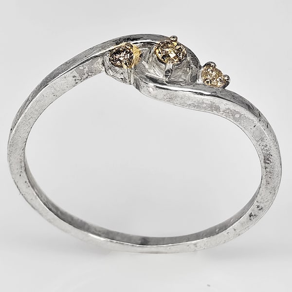 925 Sterling Silver Jewelry 1.82 Grams With Natural Diamond 0.08 Ct. Ring Size 6 (1 of 3)