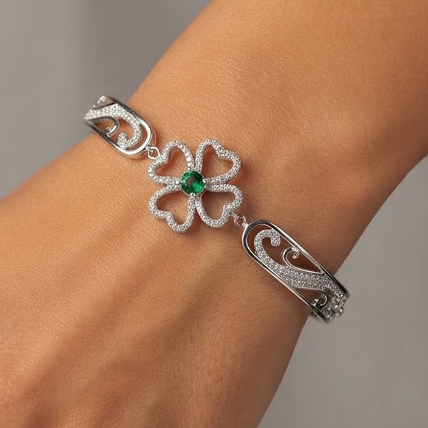 925 Sterling Silver Bangle Jewelry 14.33 Grams Beautiful Flower Heart Design Diameter 63 Mm.: Product ID: 280550054 Product Type: 925 Sterling Silver Fine Jewelry Jewelry Weight: 14.33 Grams. Gemstones Color: Silver Metal: Solid Silver 92.5%. Gemstone Detail: Average Range 14.20 - 14.62 Gram P