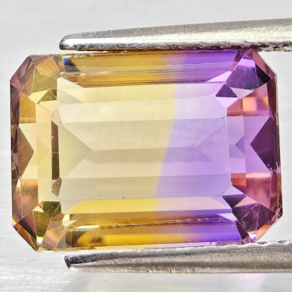 Natural Bi Color Ametrine Gemstones 5.03 Ct. Octagon Shape 11.4 x 8.3 Mm. (1 of 3)