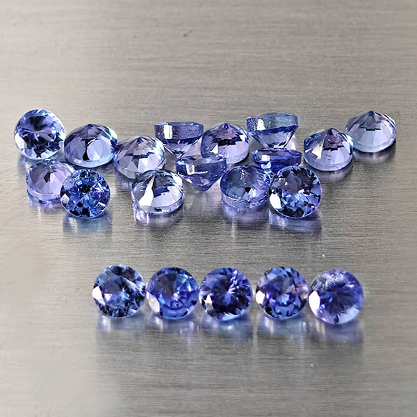 Natural Violetish Blue Tanzanite Gemstones 3.23 Ct. 20 Pcs. Round Shape 3.1 x 3.1 Mm.: Product ID: 807015104 Product Name: Natural Weight: 3.23 CT. Size: 3.1 x 3.1 x 1.9 MM. Shape: Round Color: Violetish Blue Clarity:VSI Luster: Good Gems Origin: Tanzania Treatment: Heated Crystal Struc