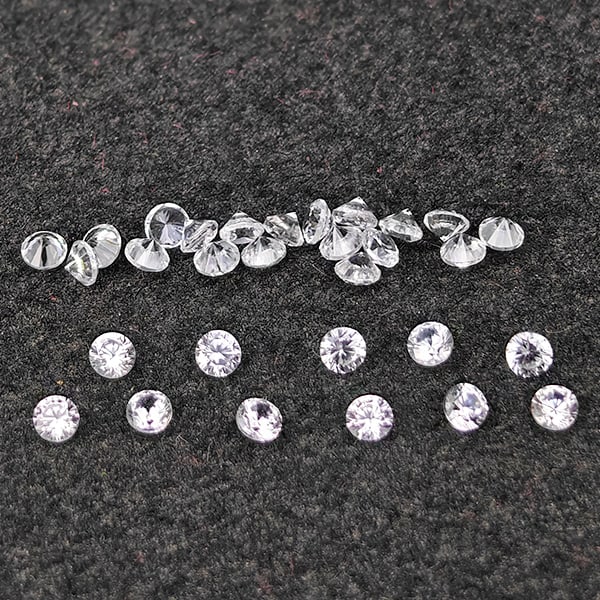 Natural White Zircon Gemstones 0.65 Ct. 30 Pcs. Round Diamond Cut 1.5 Mm.: Product ID: 807743153 Product Name: Natural Zircon Weight: 0.65 CT. Size: 1.5 x 1.5 x 1.2 MM. Shape: Round Diamond Cut Color: White Clarity:VSI Luster: Good Gems Origin: Cambodia Treatment: Heated Cry