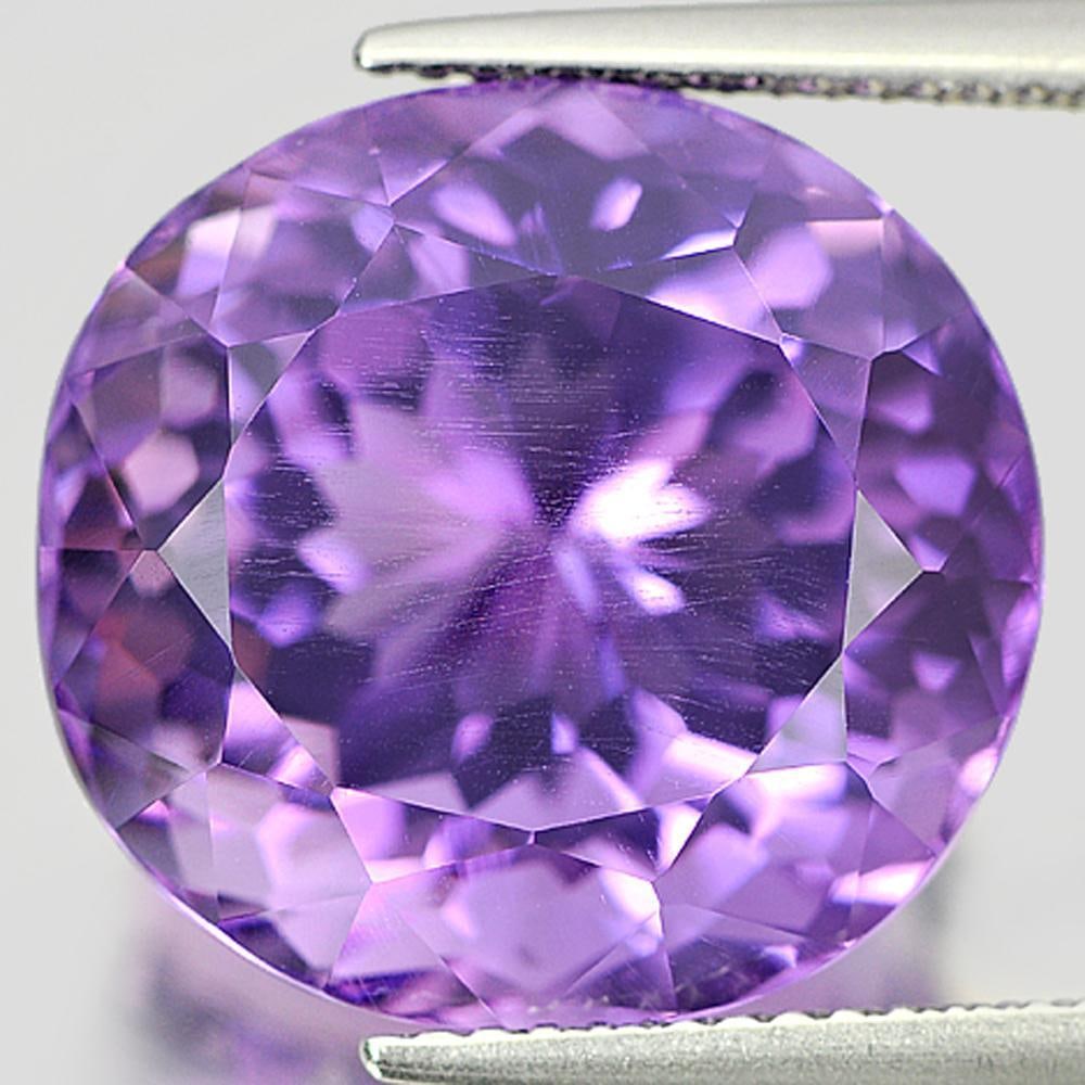 Natural Purple Amethyst Gemstones 15.94 Ct. Oval Shape 15.9 x 15 Mm. (1 of 3)