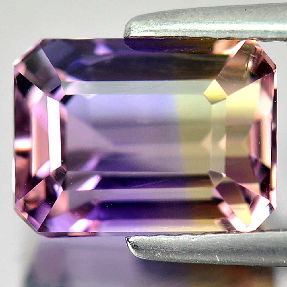 Natural Bi Color Ametrine Gemstones 3.66 Ct. Octagon Shape 9.6 x 7 Mm.: Product ID: 800404984 Product Name: Natural Ametrine Weight: 3.66 CT. Size: 9.6 x 7 x 6.5 MM. Shape: Octagon Color: Bi Color Clarity:VVS Luster: Good Gems Origin: Bolivia Treatment: Unheated Crystal S