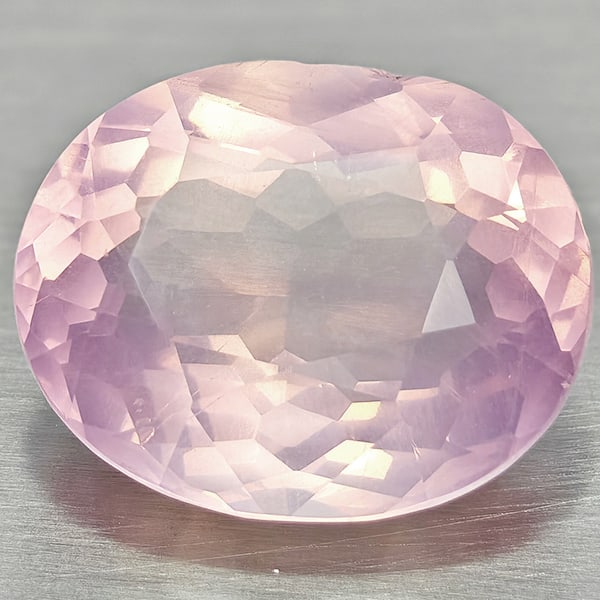 Natural Rose Pink Quartz Gemstones 9.53 Ct. Oval Shape 15.6 x 12.6 Mm. (1 of 3)