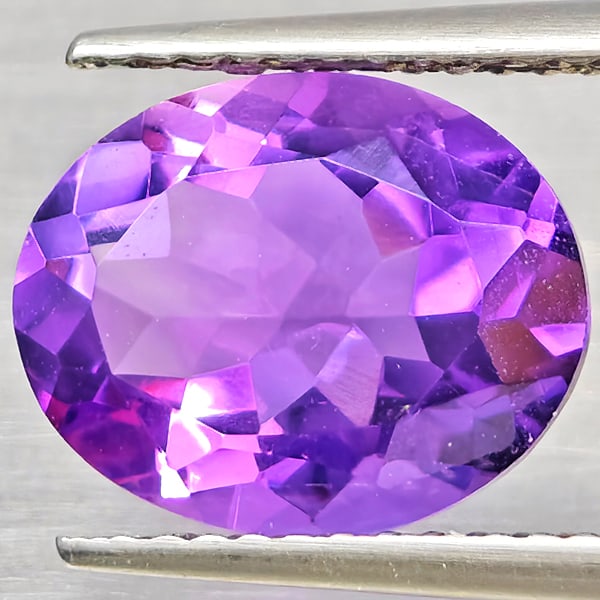 Natural Purple Amethyst Gemstones 2.98 Ct. Oval Shape 11 x 9 Mm.: Product ID: 800325529 Product Name: Natural Amethyst Weight: 2.98 CT. Size: 11 x 9 x 5.5 MM. Shape: Oval Color: Purple Clarity:VSI Luster: Very Good Gems Origin: Brazil Treatment: Unheated Crystal Str