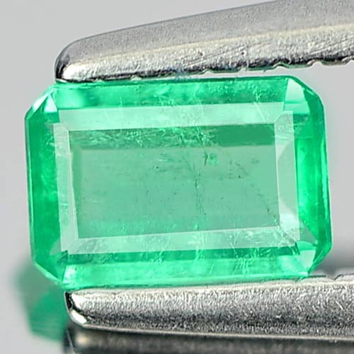 Natural Green Emerald Gemstones 0.24 Ct. Octagon Shape 5 x 3.4 Mm.: Product ID: 802403392 Product Name: Natural Emerald Weight: 0.24 CT. Size: 5 x 3.4 x 2 MM. Shape: Octagon Color: Green Clarity:SI Luster: Good Gems Origin: Columbia Treatment: Unheated Crystal Structu